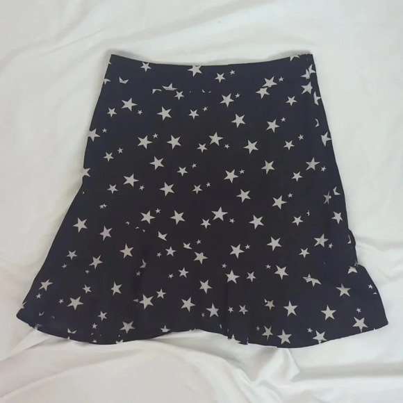 NWT Nasty Gal Star-T As You Mean To Go On Mini Skirt Color Black/White Size 2 - Picture 3 of 15